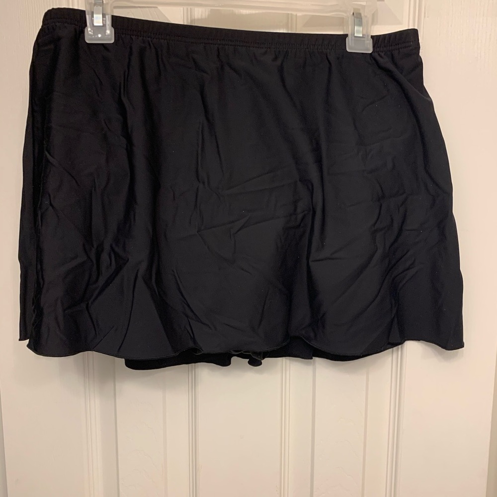 Swim skirt